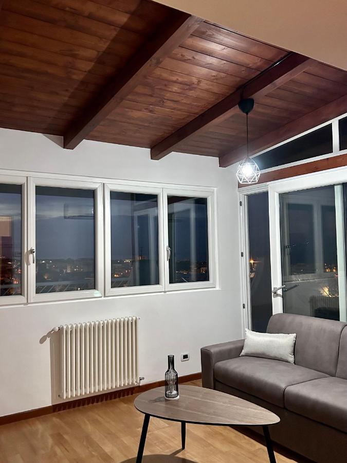 Apartamento Isola Rovi Bari Exterior foto